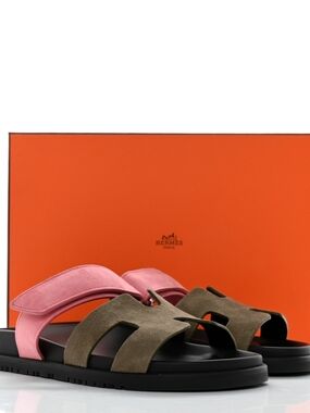Hermès Two-Tone Suede Slide Sandals in Olive & Pink